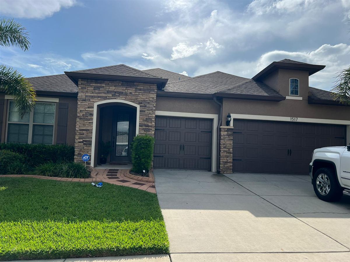 Freshly painted exterior of a home in Palm Harbor, FL