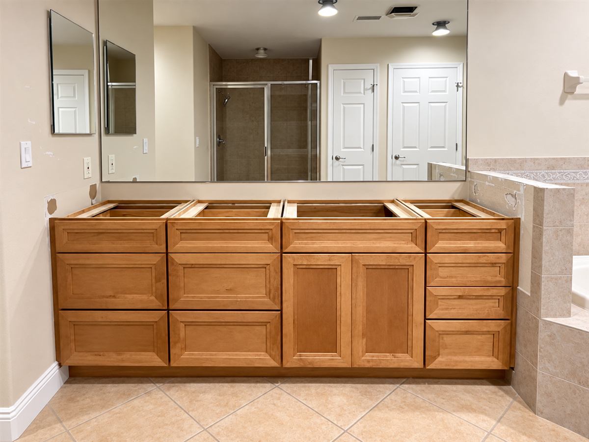 Custom trim carpentry and cabinetry in Ocala, FL